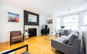 Smart Kensington Retreat 2Br